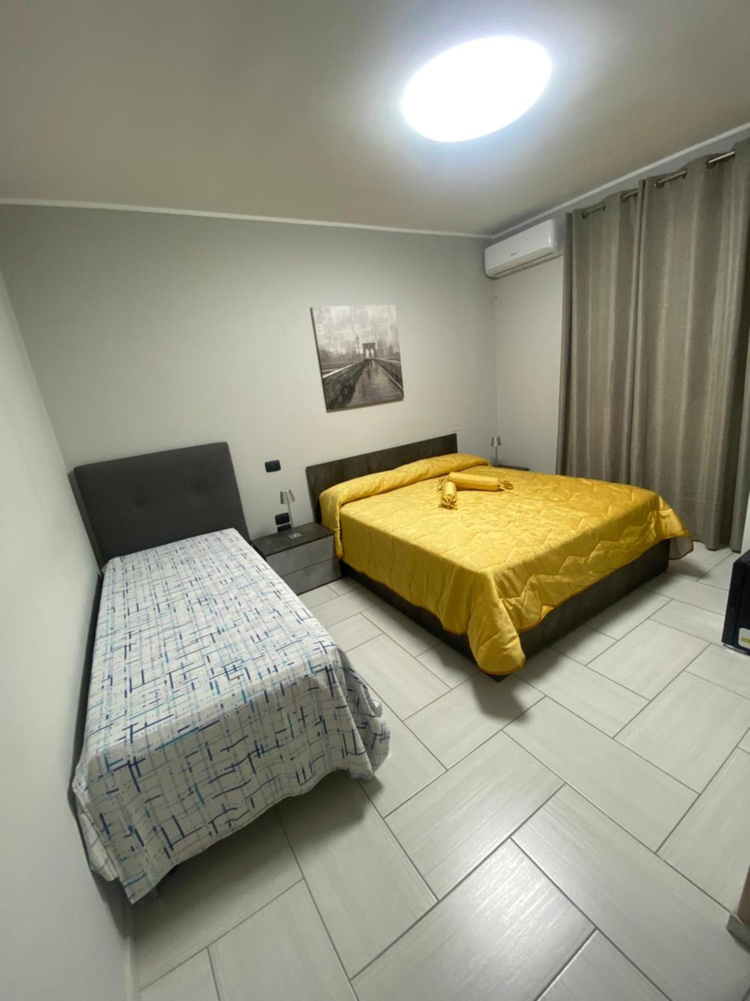 Casa Giuly 181 Bed & Breakfast Napoli Exterior foto
